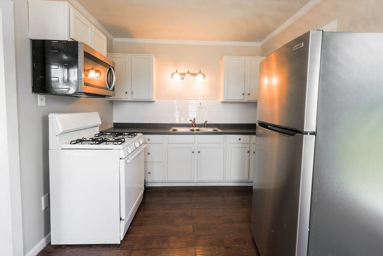 2114 20th St Frnt - Photo 6 of 18