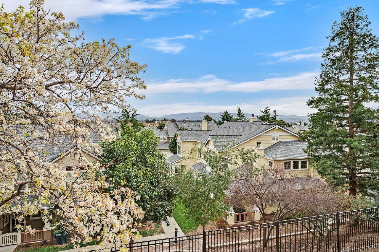 32 Meritage Cmn - Photo 6 of 33