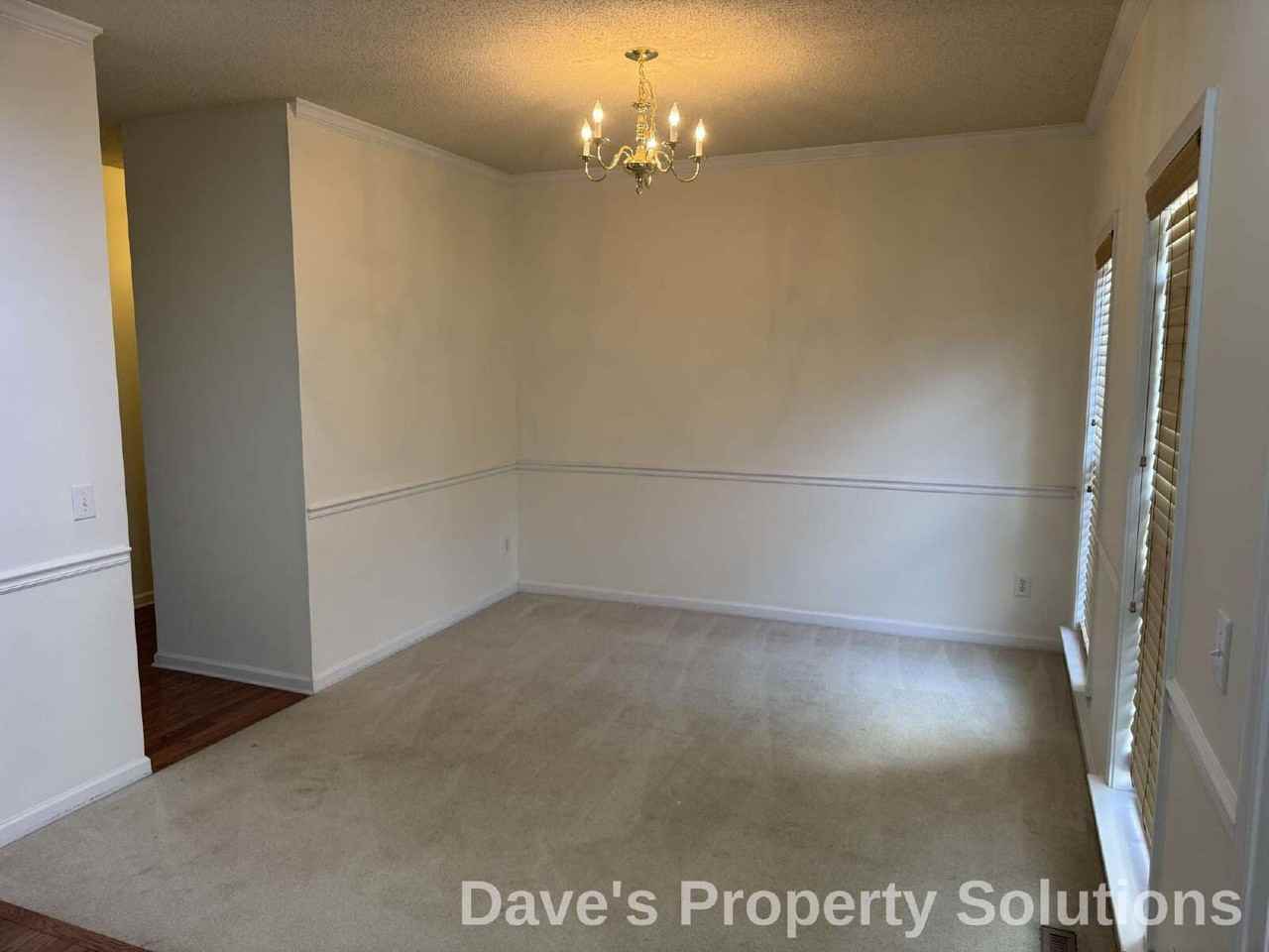 5265 Ivystone Ln - Photo 3 of 19