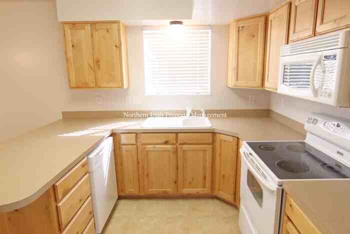 1328 E 6175 S - Photo 5 of 22