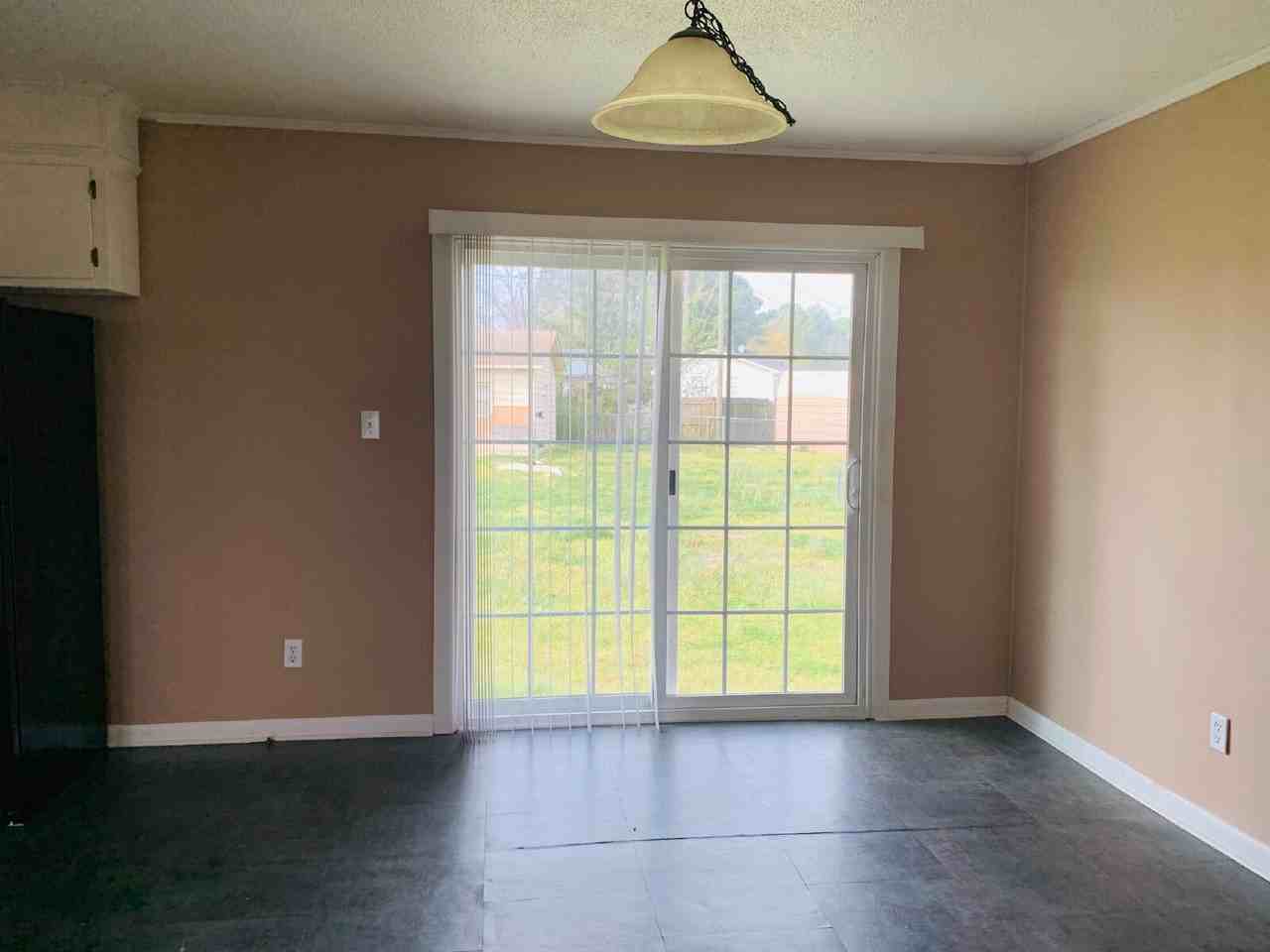 450 Lees Country Club Rd - Photo 5 of 31