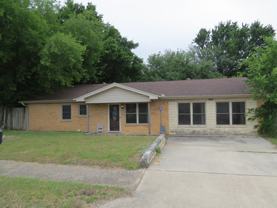 924 Holly St - Photo 1 of 1