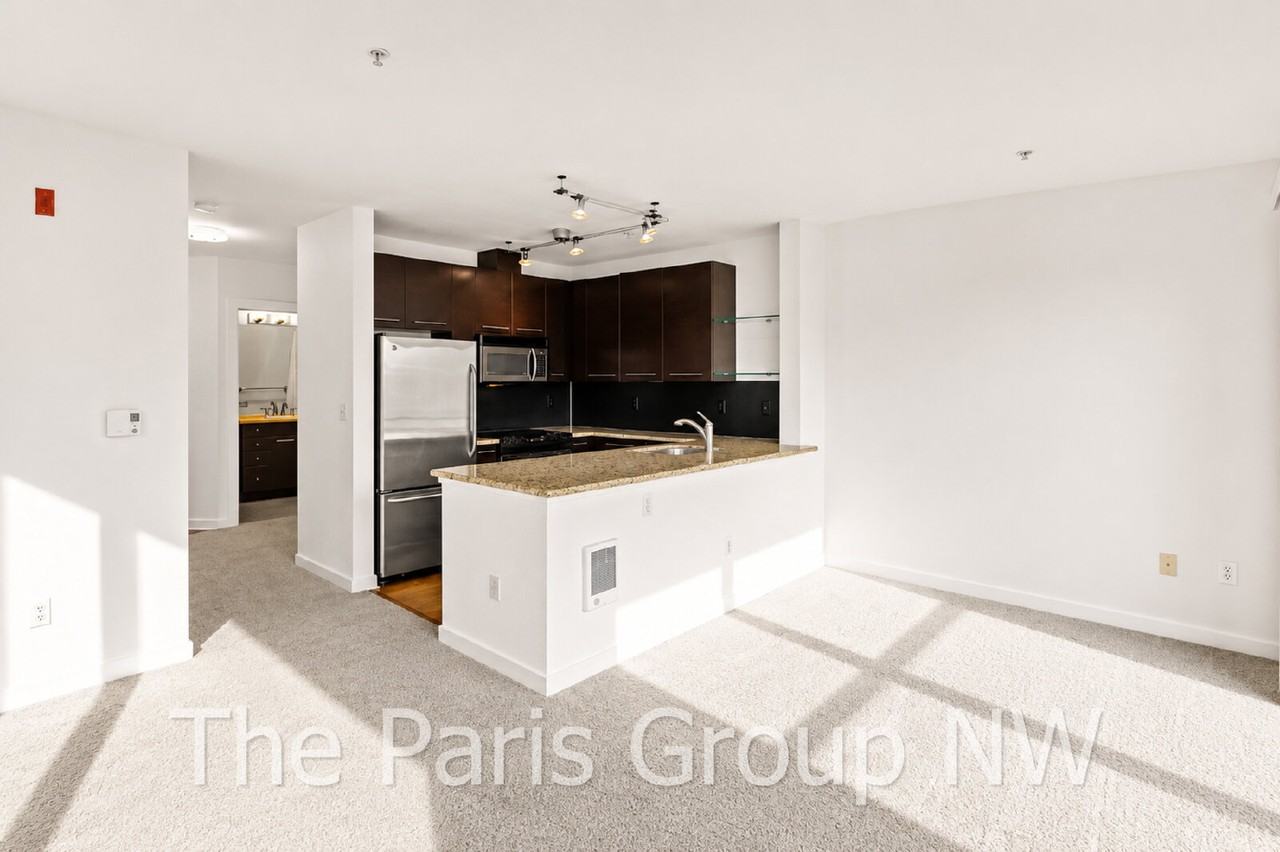 1420 E Pine St - Photo 3 of 34
