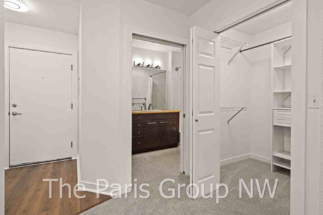 1420 E Pine St - Photo 4 of 34