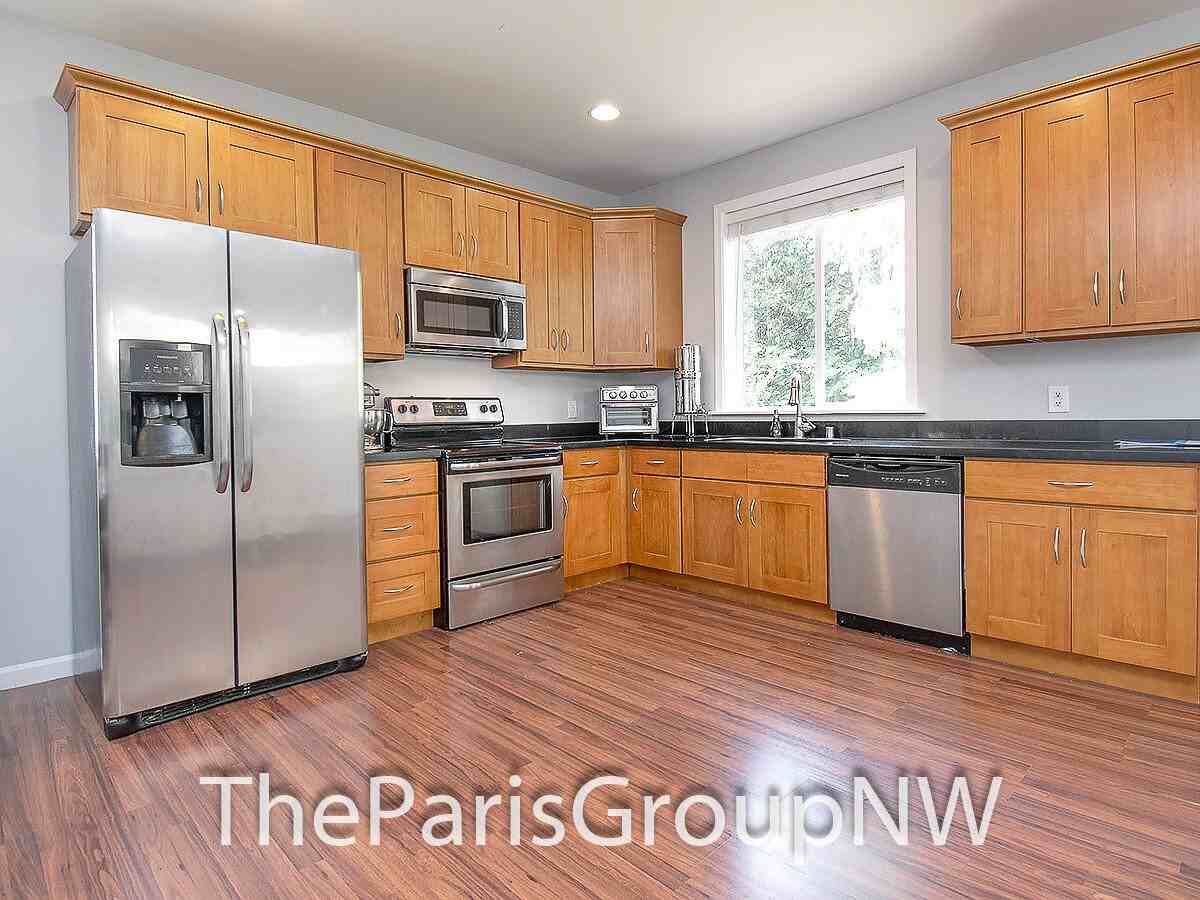 18307 121st Pl Se - Photo 4 of 27