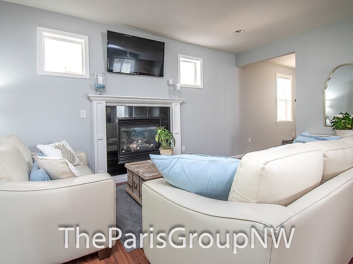 18307 121st Pl Se - Photo 7 of 27