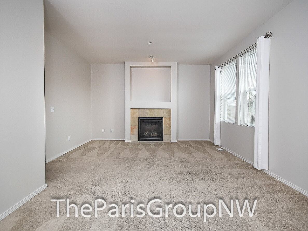 21507 42nd Ave S - Photo 6 of 35