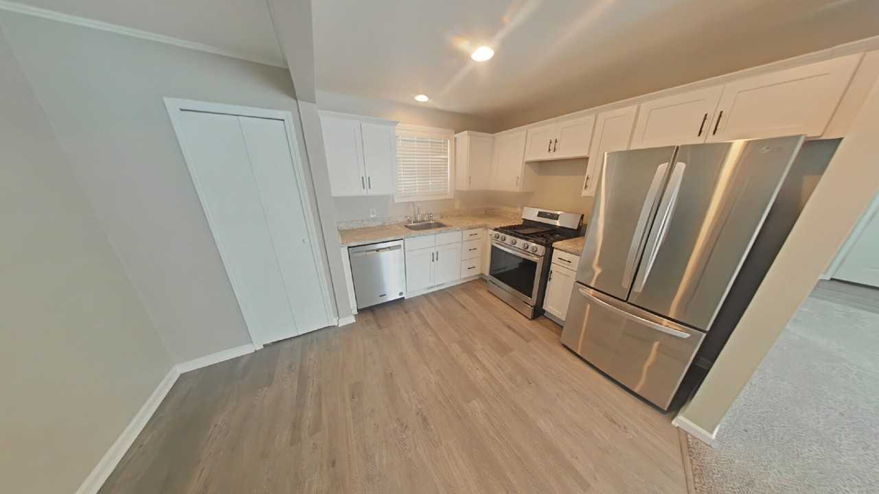 11099 Dodge Ave - Photo 4 of 7