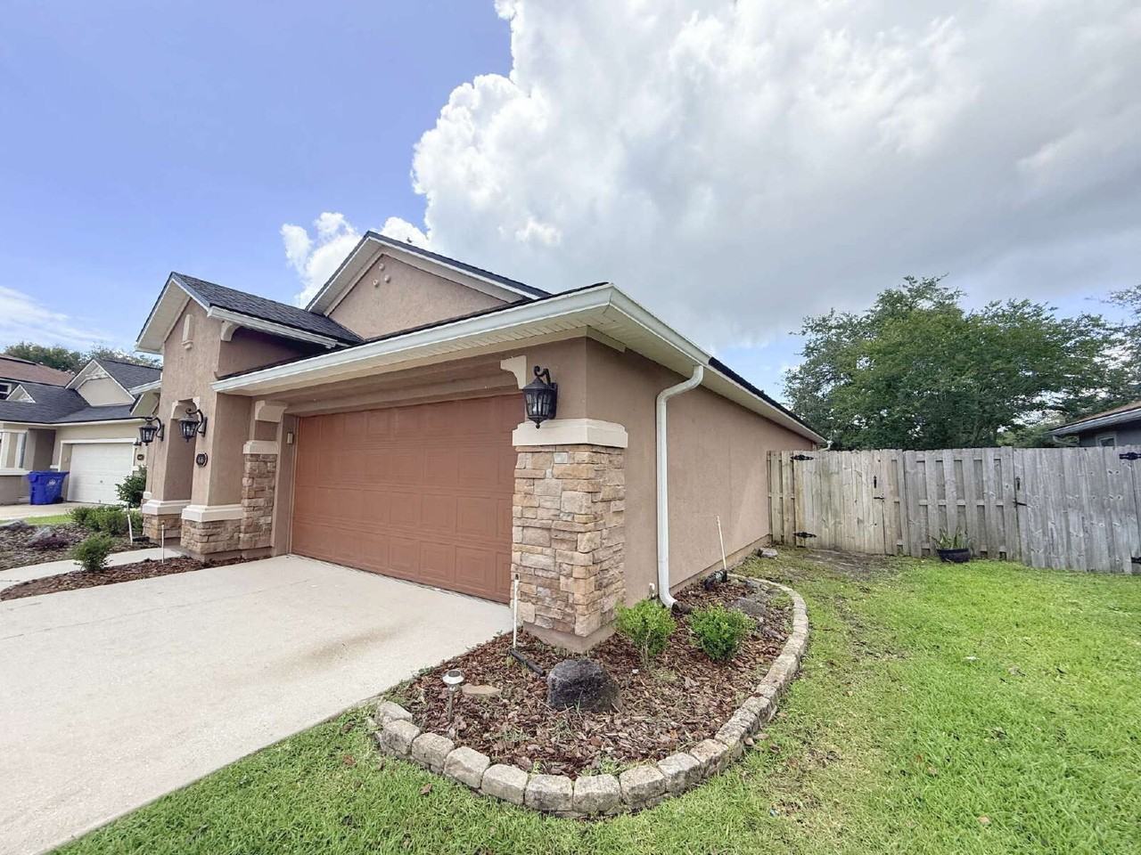 436 Bostwick Cir - Photo 2 of 41