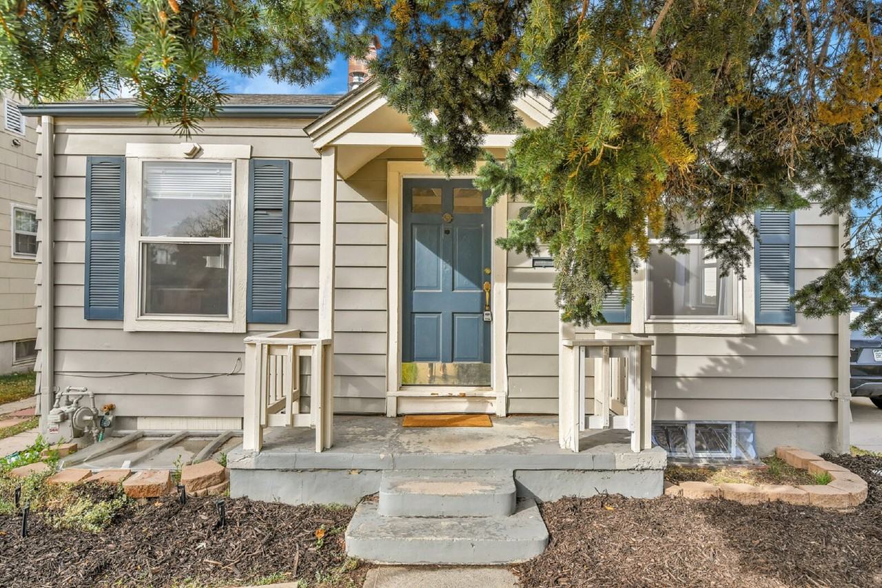 2245 S Franklin St - Photo 4 of 50