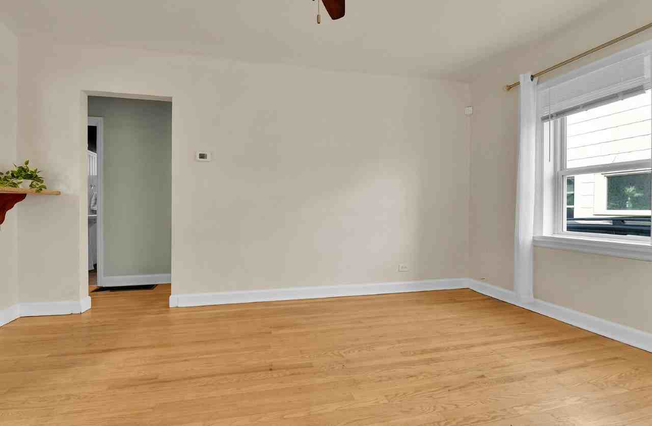 2245 S Franklin St - Photo 7 of 50
