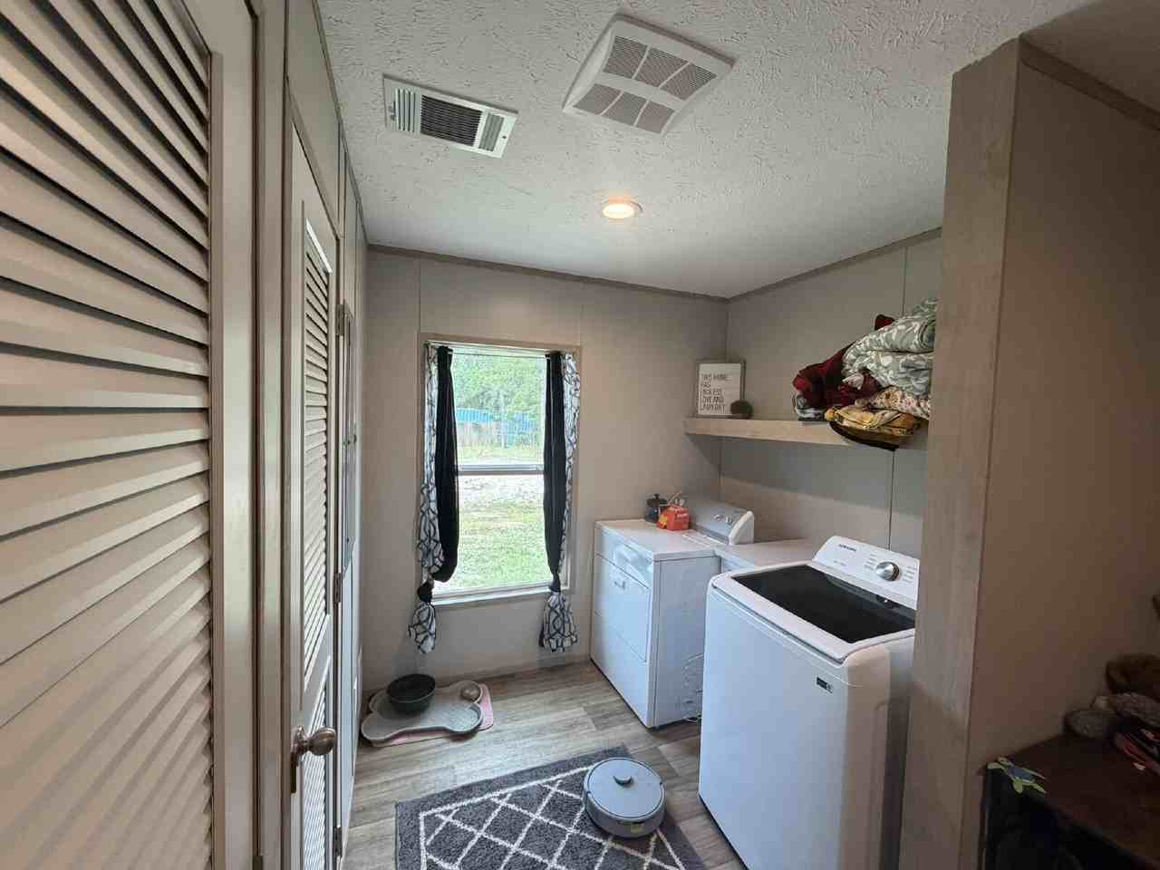 169 Cowboy Rd - Photo 6 of 8