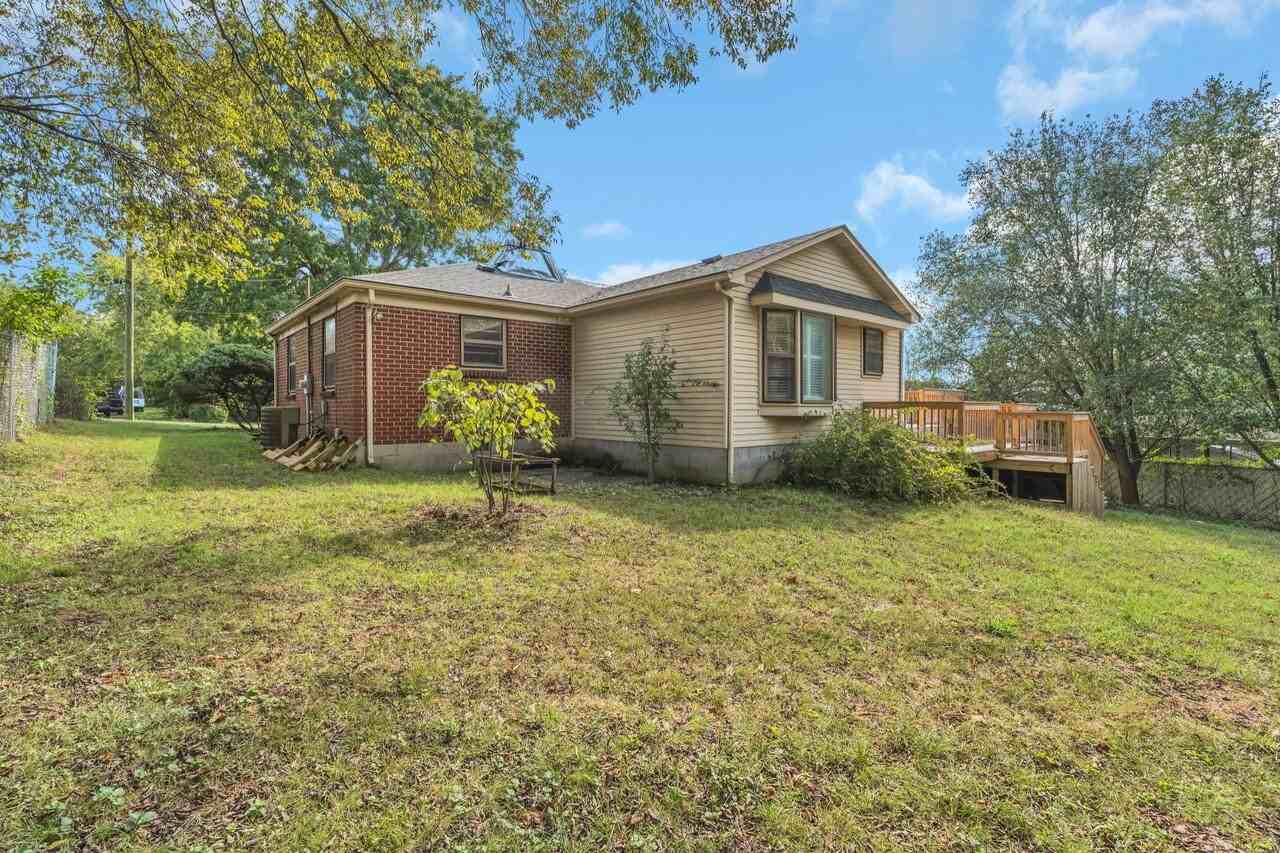 314 Woodberry Dr - Photo 3 of 27