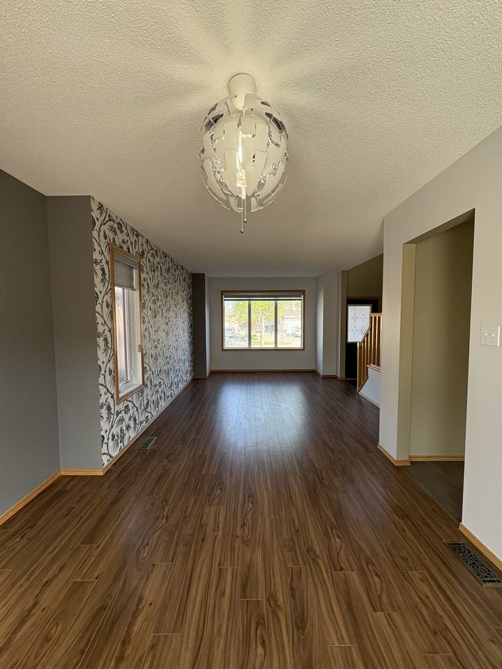164 Strongberg Drive - 1 - Photo 4 of 22