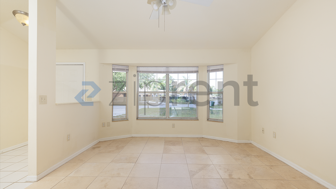 6385 Wien Ln - Photo 5 of 17