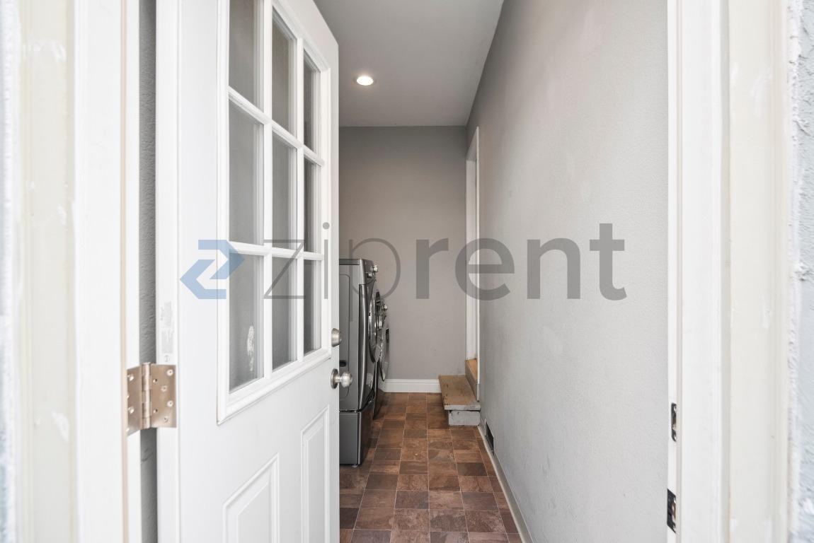 878 Quintinia Dr - Photo 5 of 18