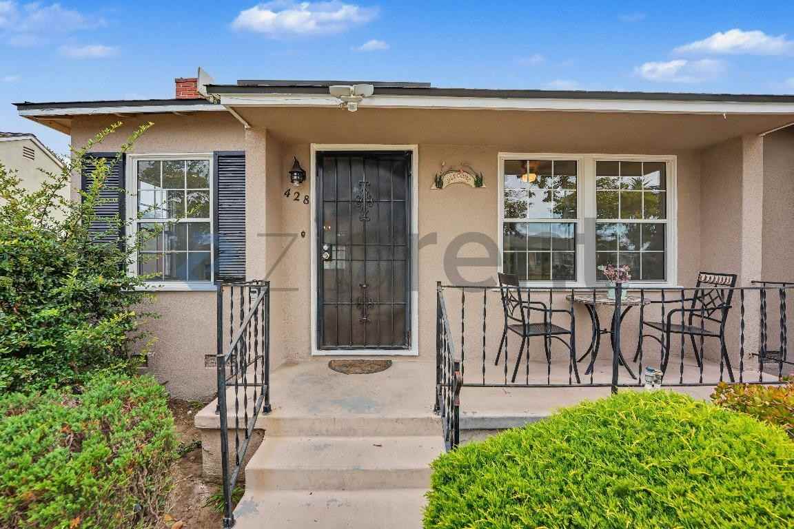 428 E 44th Cir - Photo 7 of 24