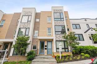 1214 Queen St Ne #2 - Photo 1 of 1