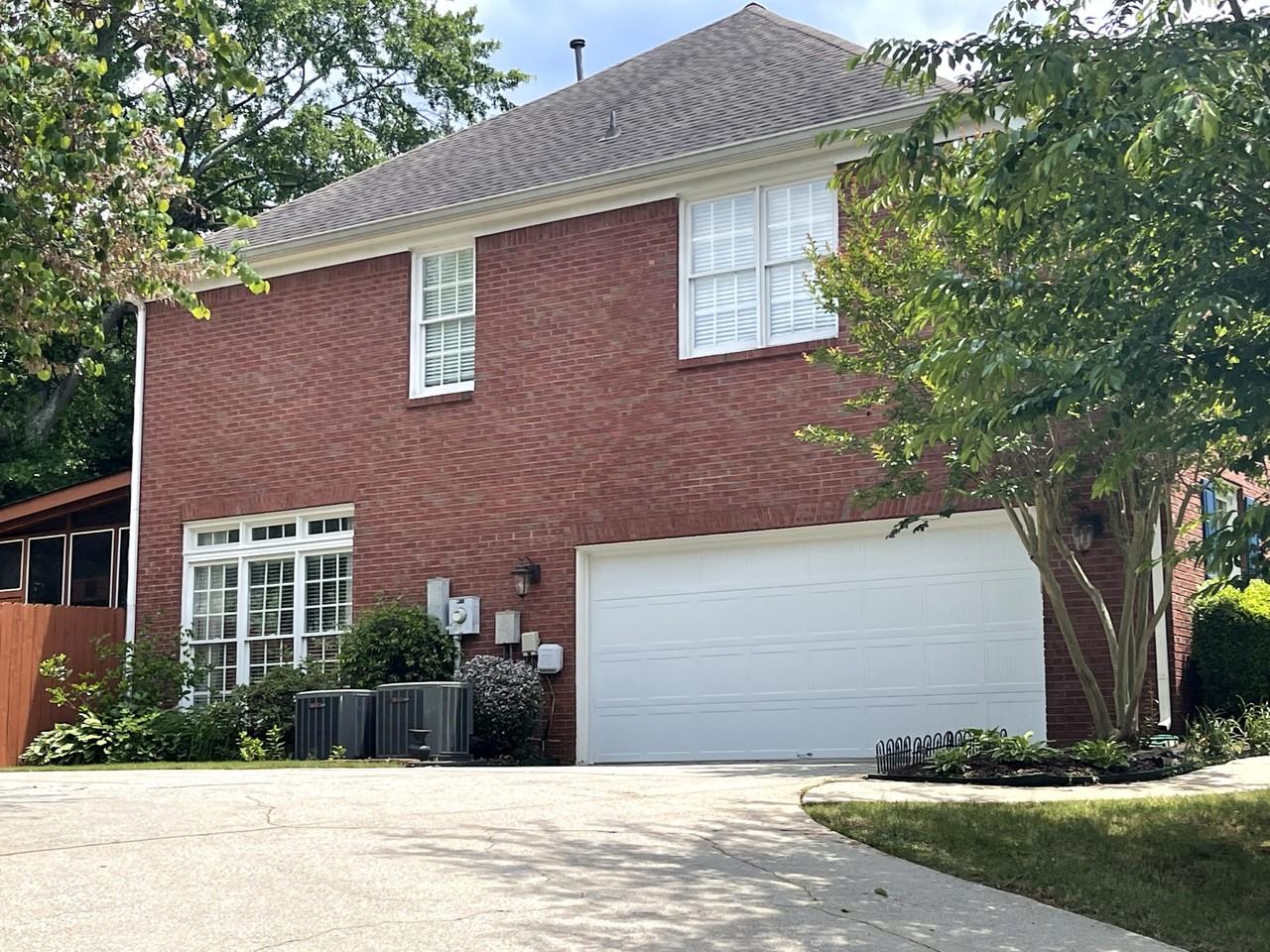 2036 Londonberry Ct #NA - Photo 6 of 35