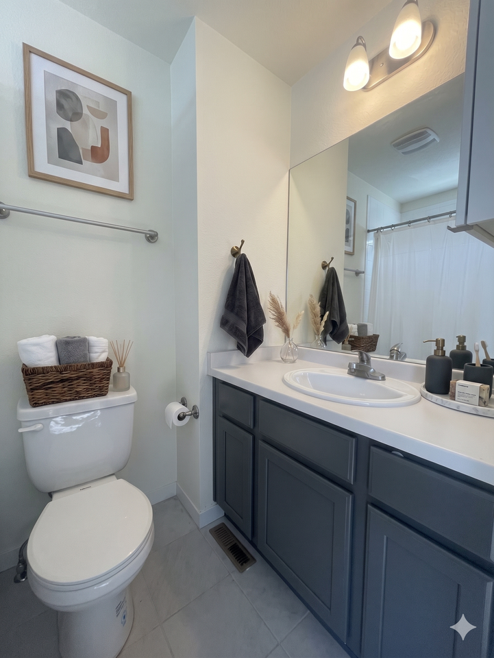 2885 S Fox Ct - Photo 6 of 10