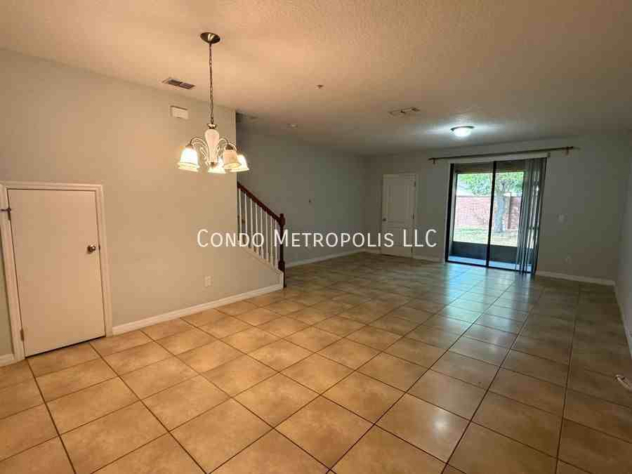 2310 Aloha Bay Ct - Photo 4 of 21