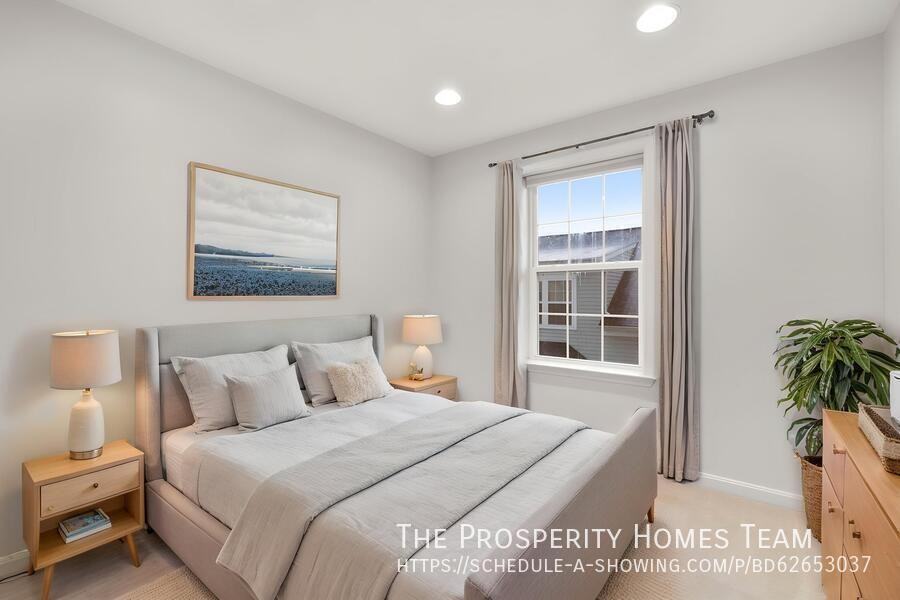 7207 Barry Ln - Photo 7 of 34