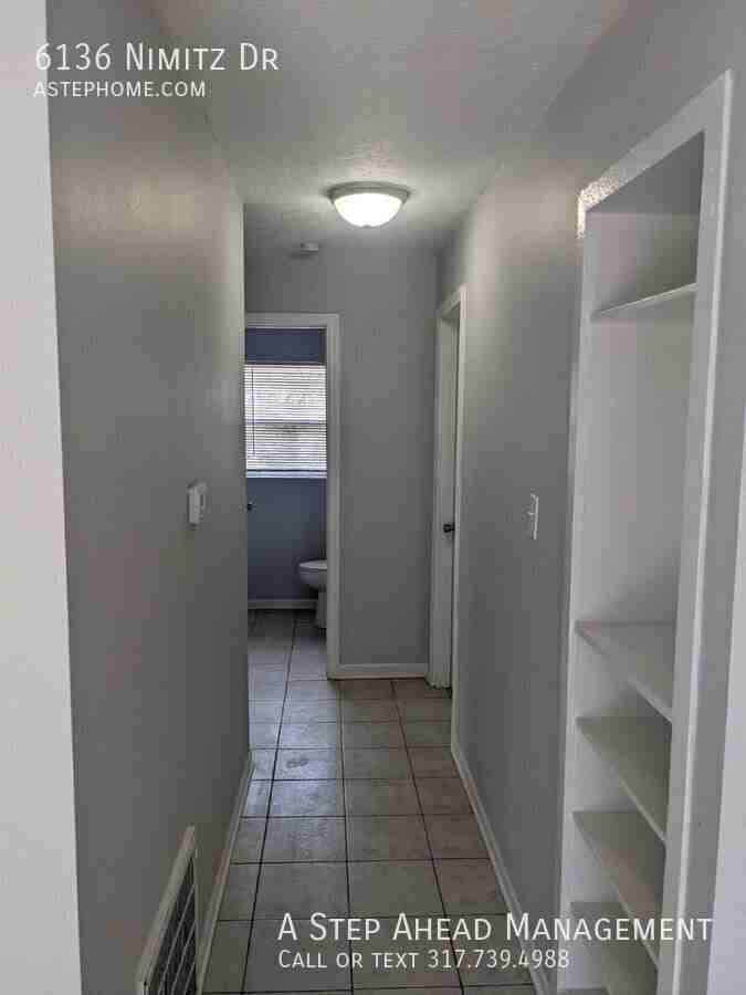 6136 Nimitz Dr - Photo 3 of 7