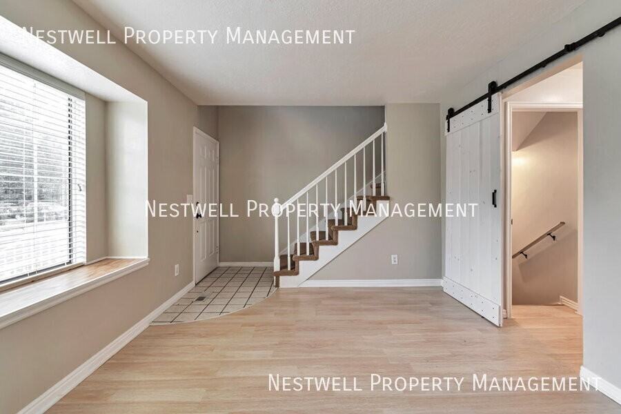 1419 Darling St #4 - Photo 6 of 19