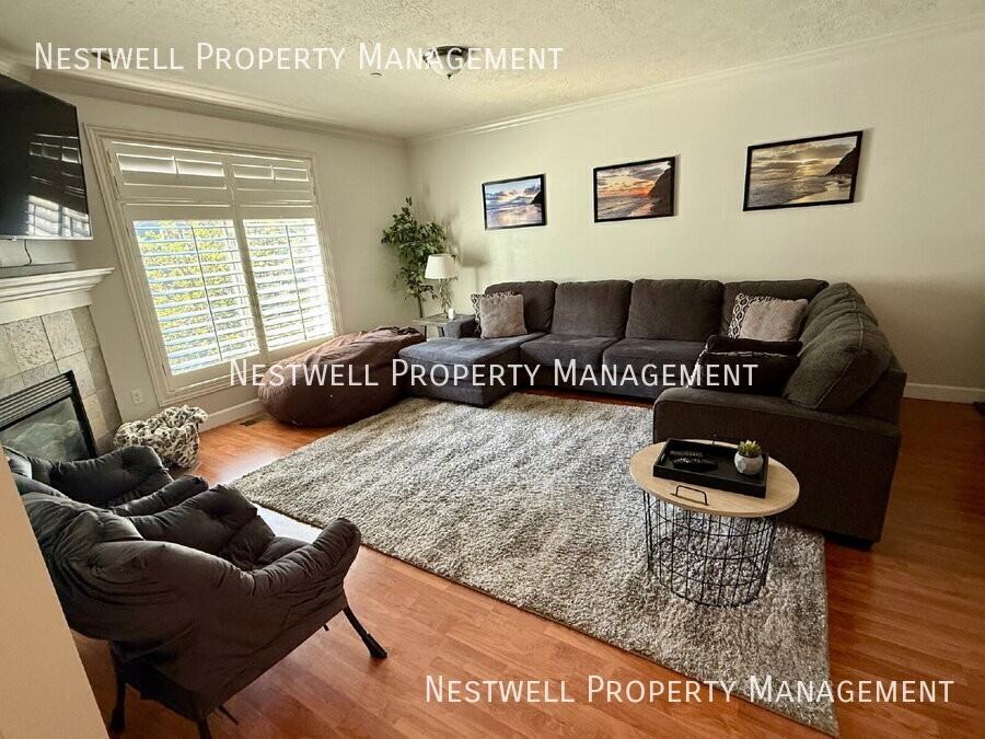 114 Village Ln - Photo 2 of 21