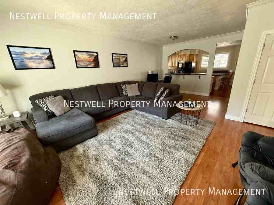 114 Village Ln - Photo 3 of 21