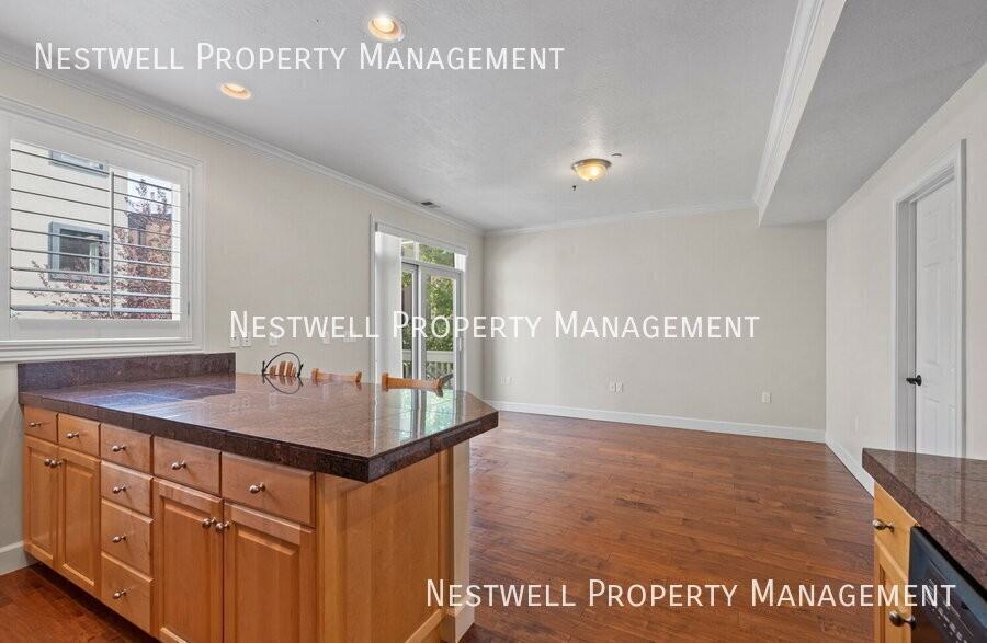 114 Village Ln - Photo 7 of 21