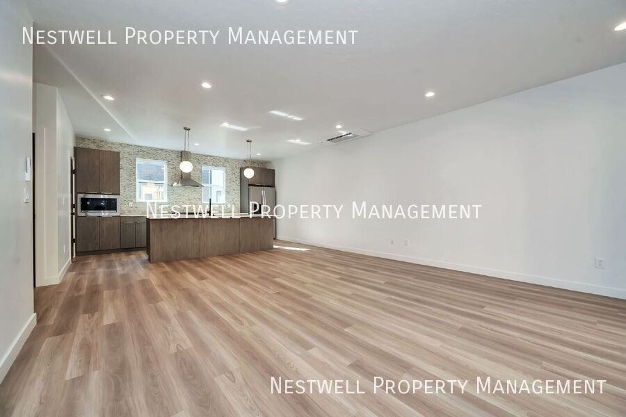 593 E Betsey Cv - Photo 7 of 28