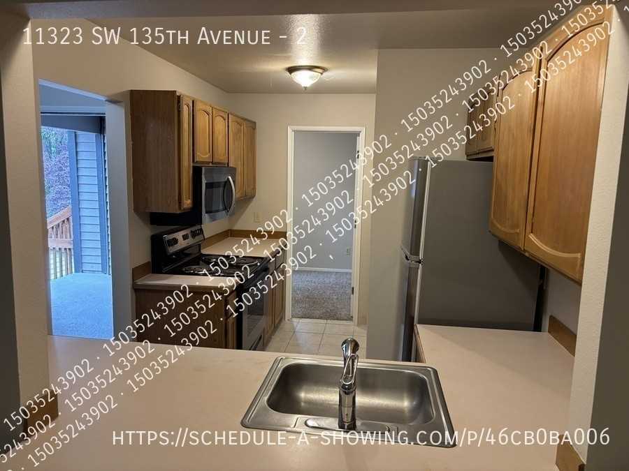 11323 Sw 135th Ave #2 - Photo 4 of 27