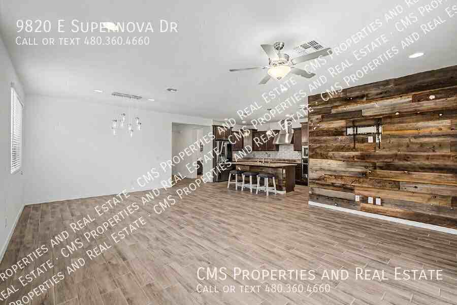 9820 E Supernova Dr - Photo 7 of 36