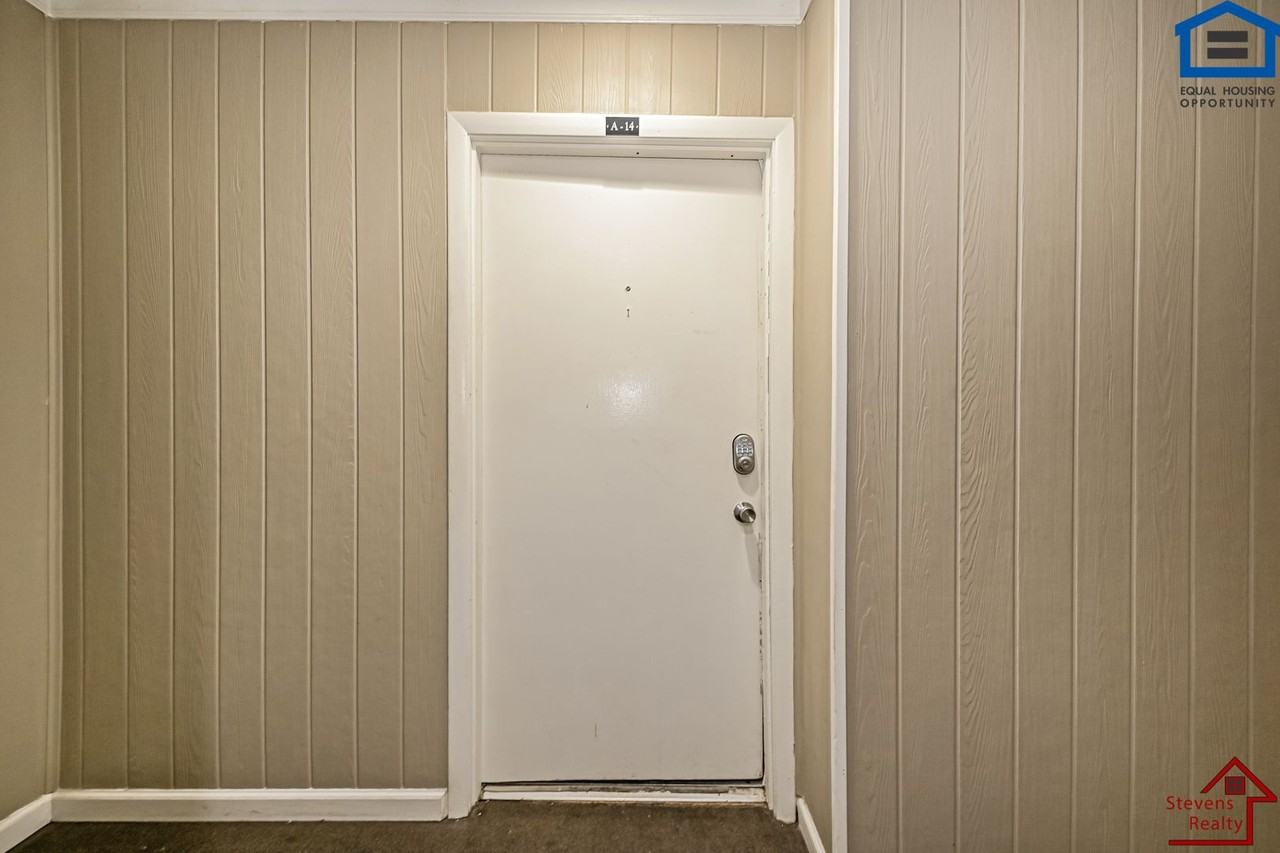 441 Harding Pl #A14 - Photo 2 of 38