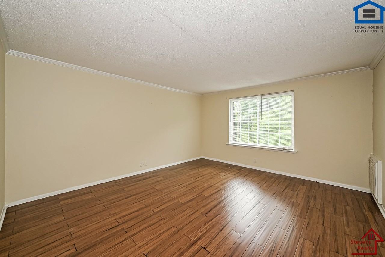 441 Harding Pl #A14 - Photo 3 of 38