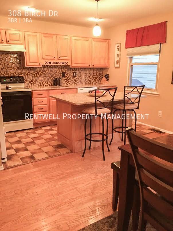 308 Birch Dr - Photo 3 of 25