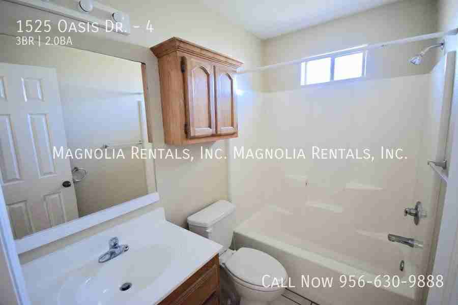 1525 Oasis Ave #4 - Photo 7 of 7