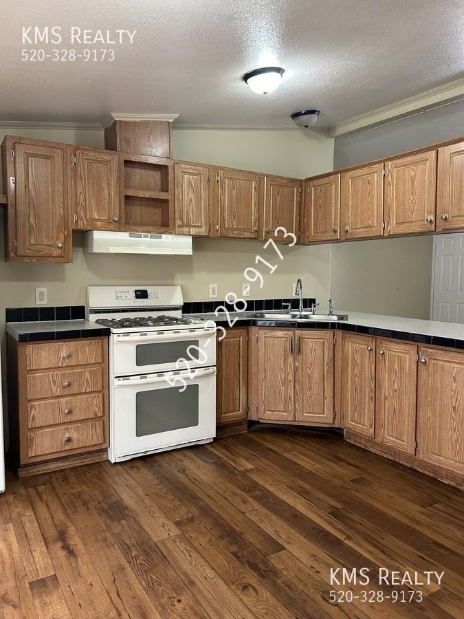 761 W Lightstar Cir - Photo 6 of 30