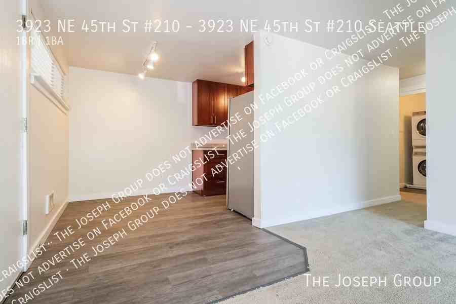 3923 Ne 45th St - Photo 6 of 16