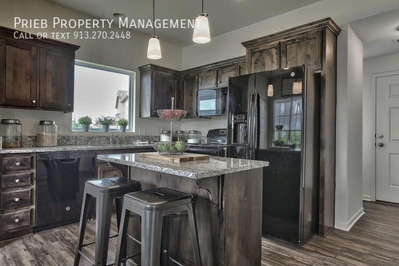 21581 W 126th Ter #26 - Photo 7 of 20