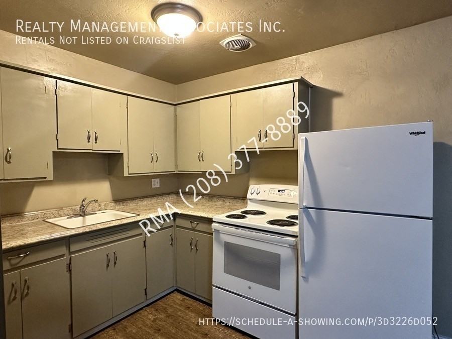 626 W Fort St #2 - Photo 7 of 10