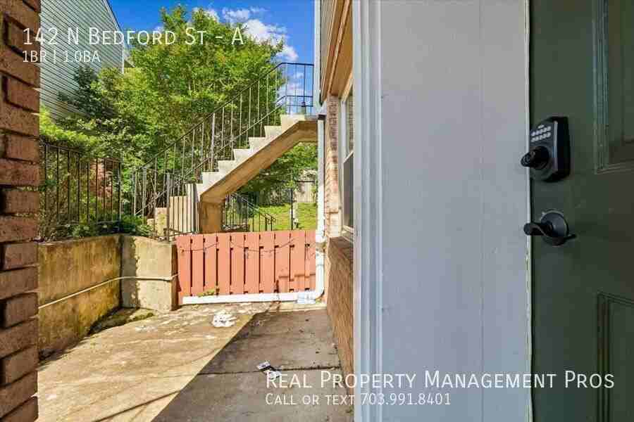 142 N Bedford St #A - Photo 2 of 21