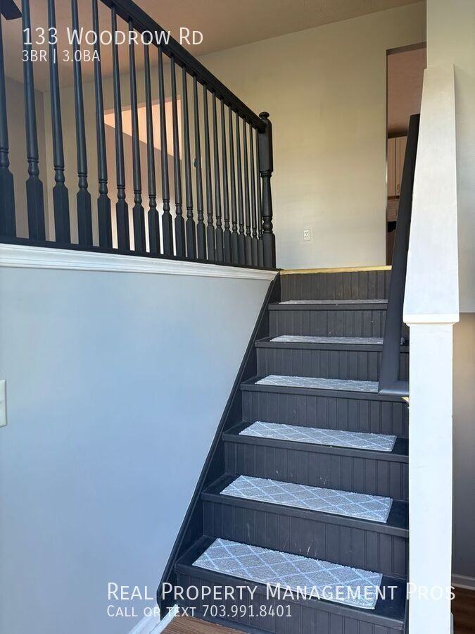 133 Woodrow Rd - Photo 2 of 25
