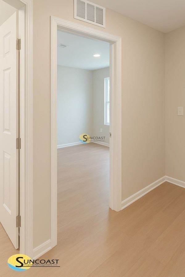 1545 Union St W - Photo 3 of 31
