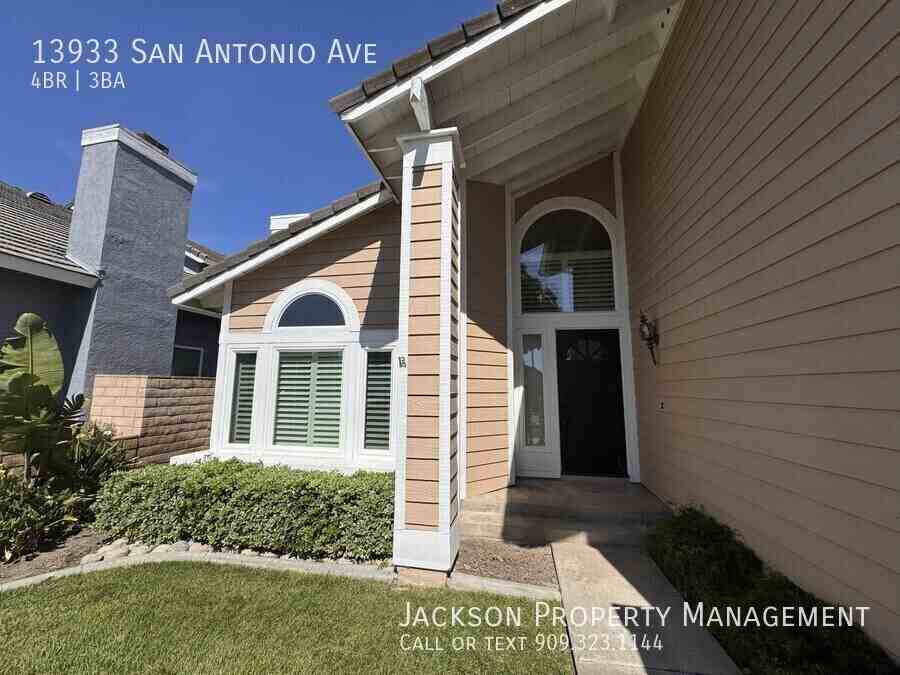 13933 San Antonio Ave - Photo 3 of 30