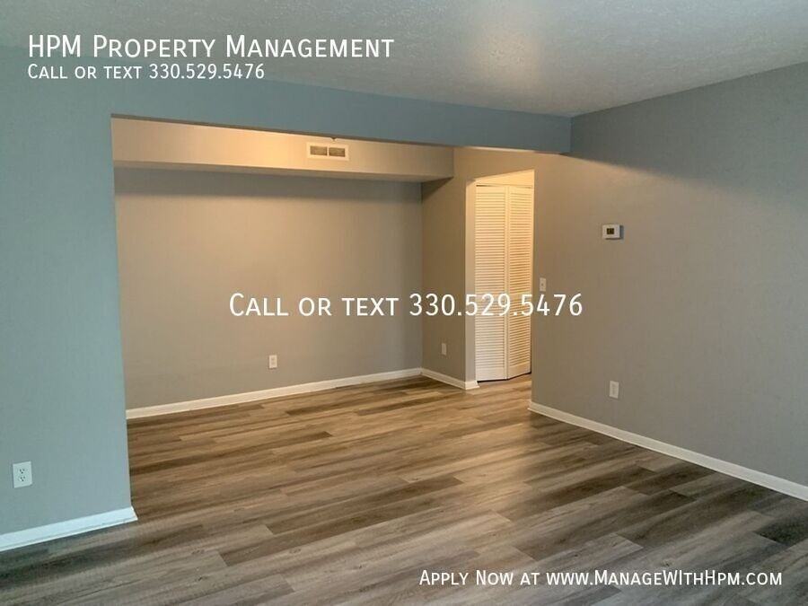 4233 Middlebranch Ave Ne #4 - Photo 3 of 21