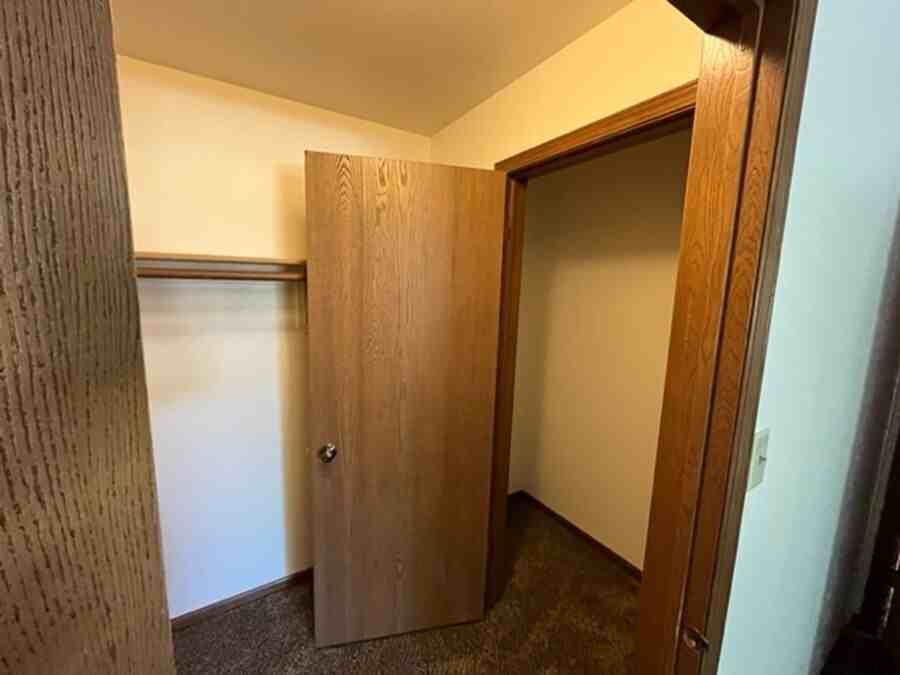 6030 80th Pl #202 - Photo 7 of 11