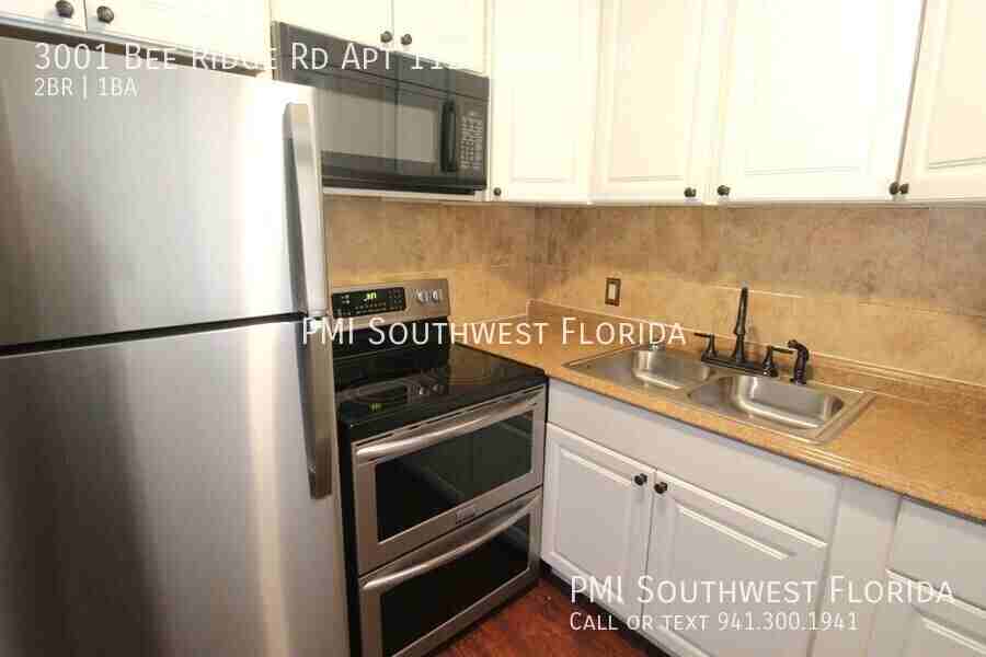 3001 Bee Ridge Rd Apt 112 #112 - Photo 2 of 22