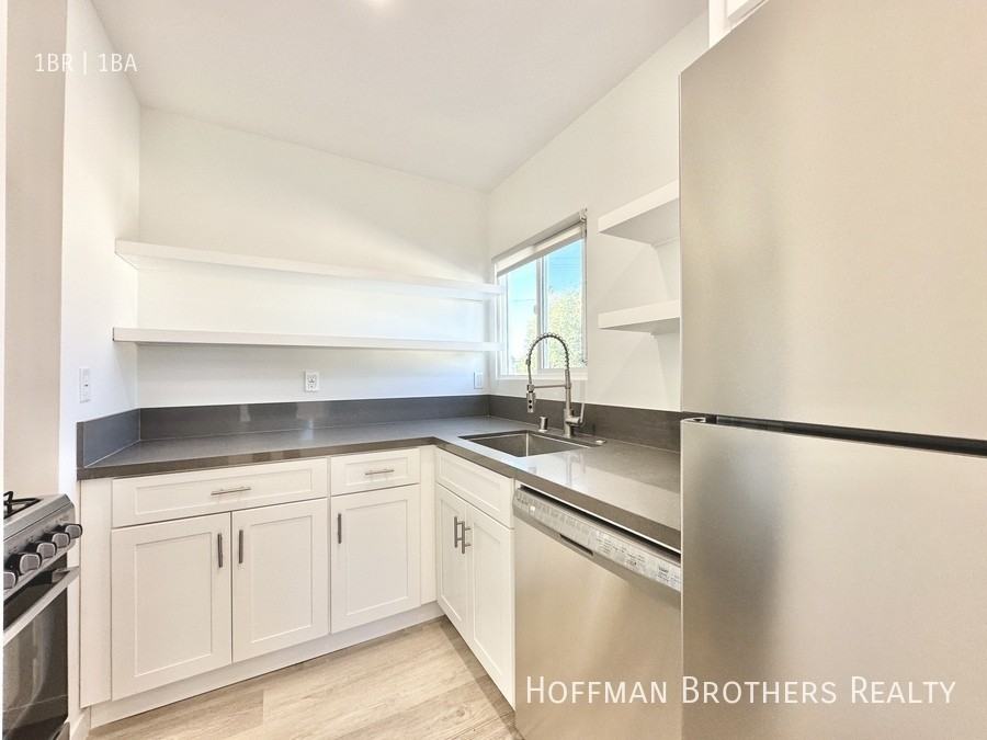 2433 W Avenue 33 #1-2 - Photo 3 of 11